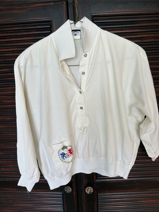 lillie langtry Jackets & Blazers - Vintage White Pullover Jacket with Embroidered Pocket